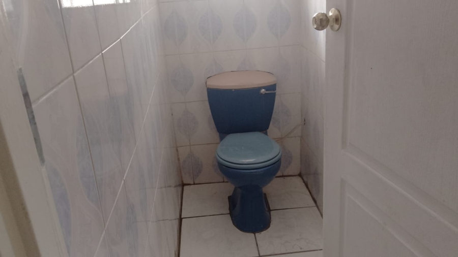 To Let 4 Bedroom Property for Rent in Kagisanong Free State